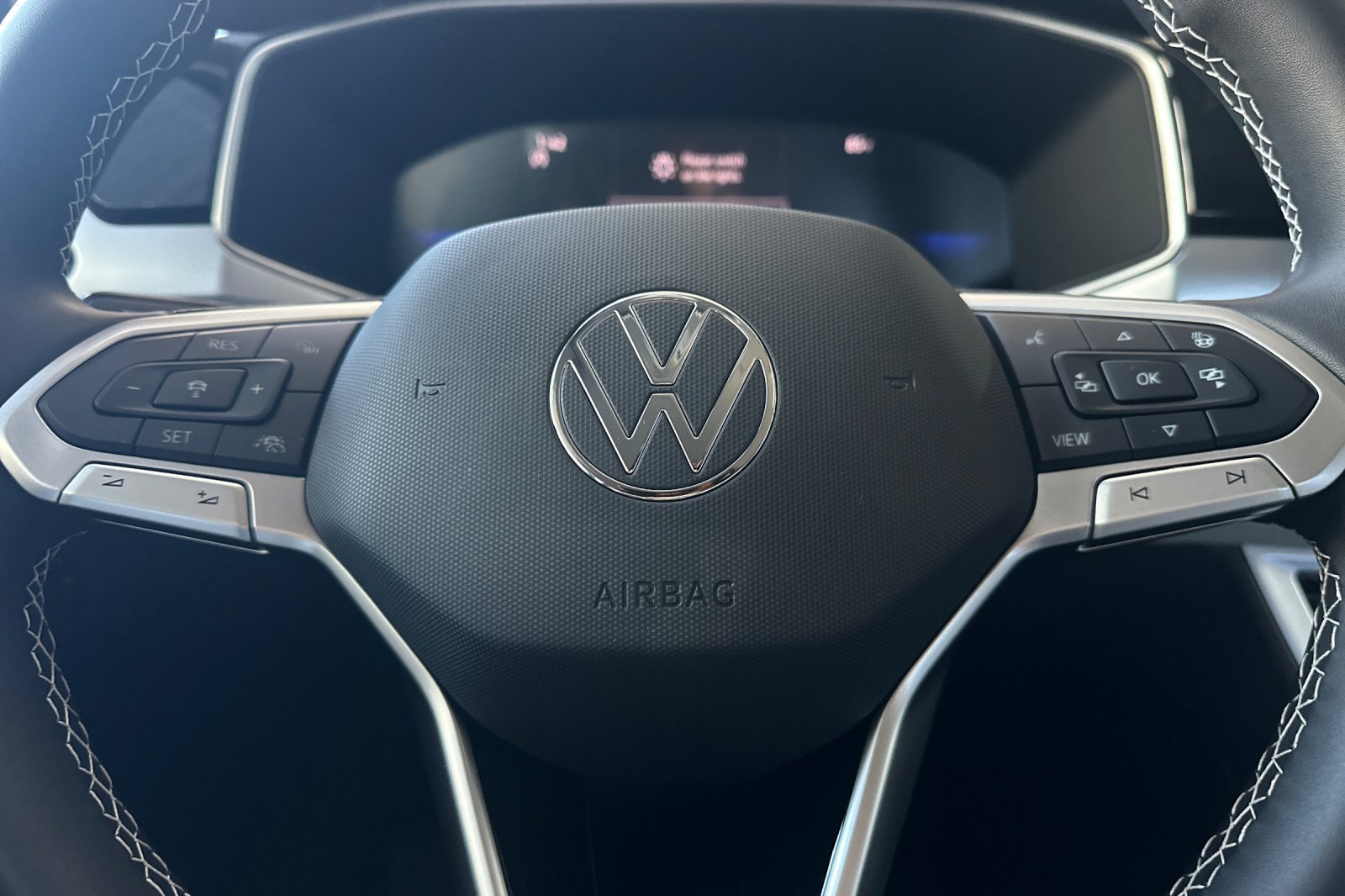 New 2026 Volkswagen Taos SE FWD image 21