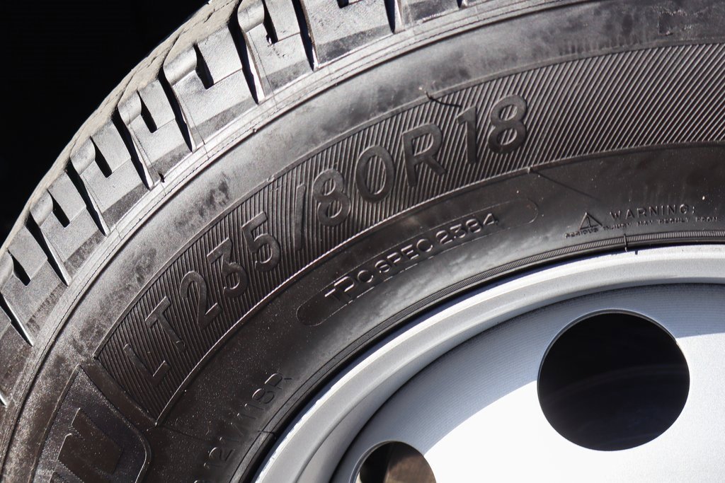 Used 2025 Chevrolet Silverado 3500 LT w/ Convenience Package image 49