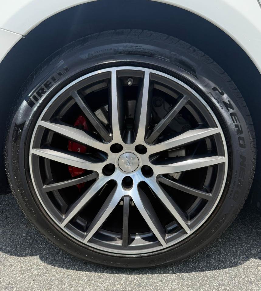 Used 2017 Maserati Ghibli S RWD image 31