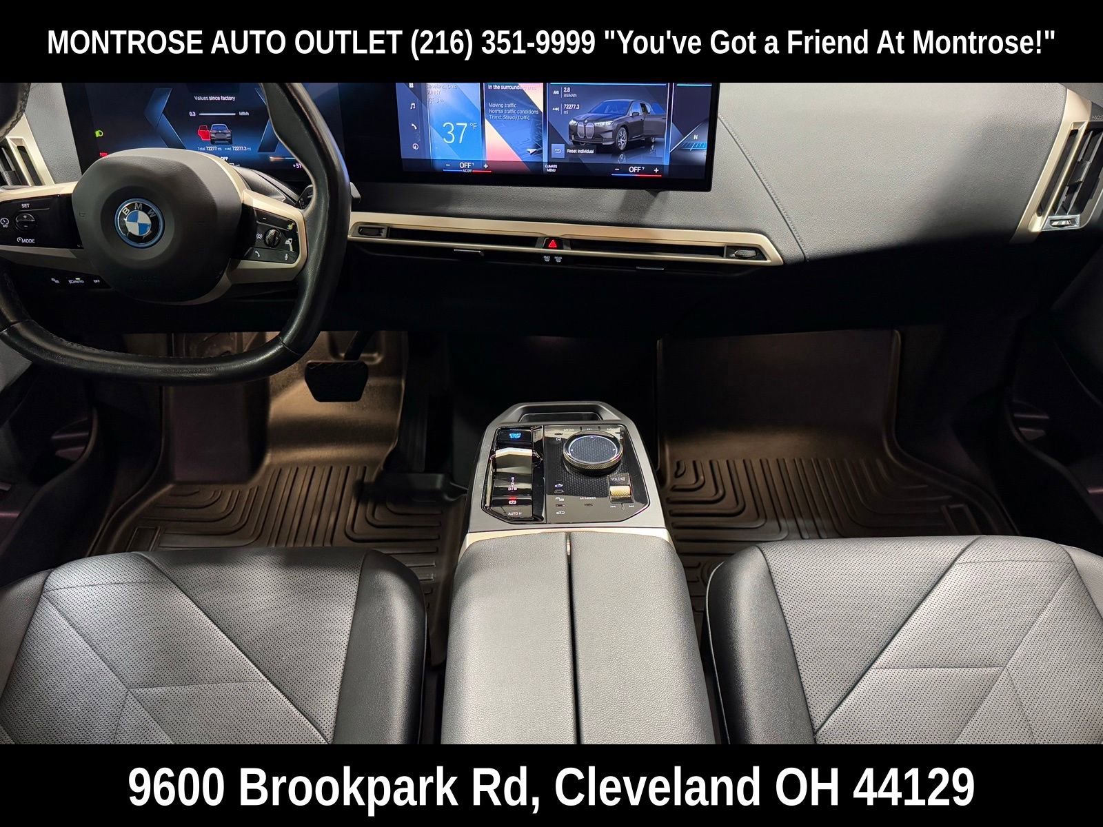 Used 2022 BMW iX xDrive50 w/ Convenience Package image 2