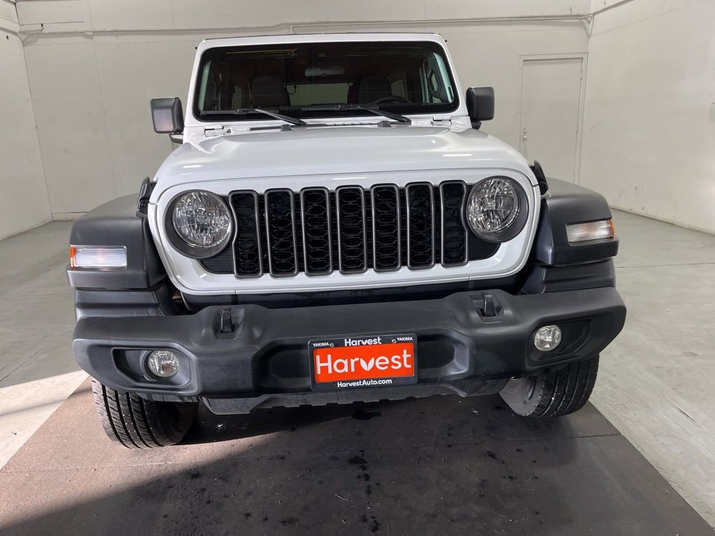 Used 2024 Jeep Wrangler Unlimited Sport AWD/4WD image 2
