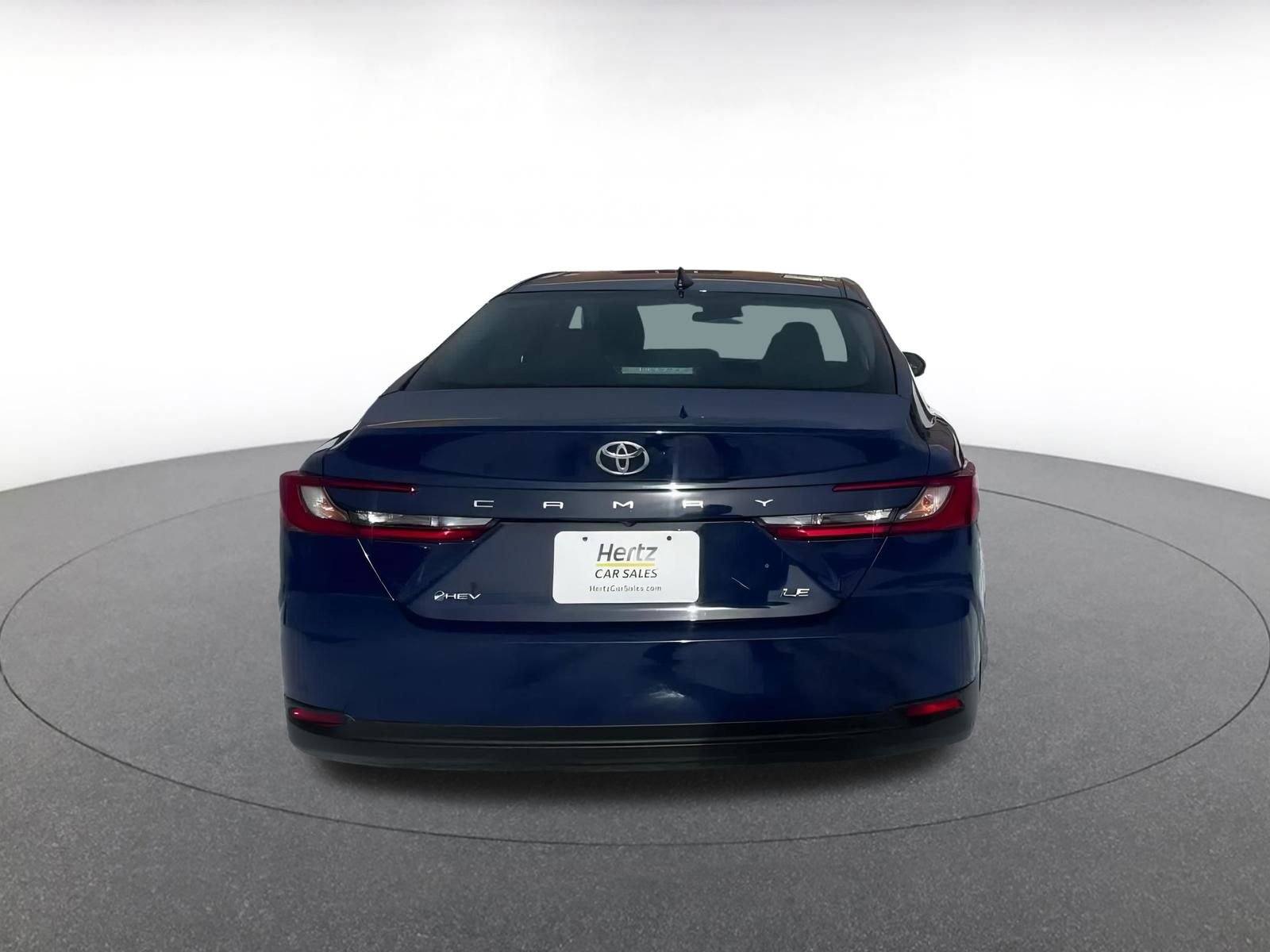 Used 2025 Toyota Camry LE image 12