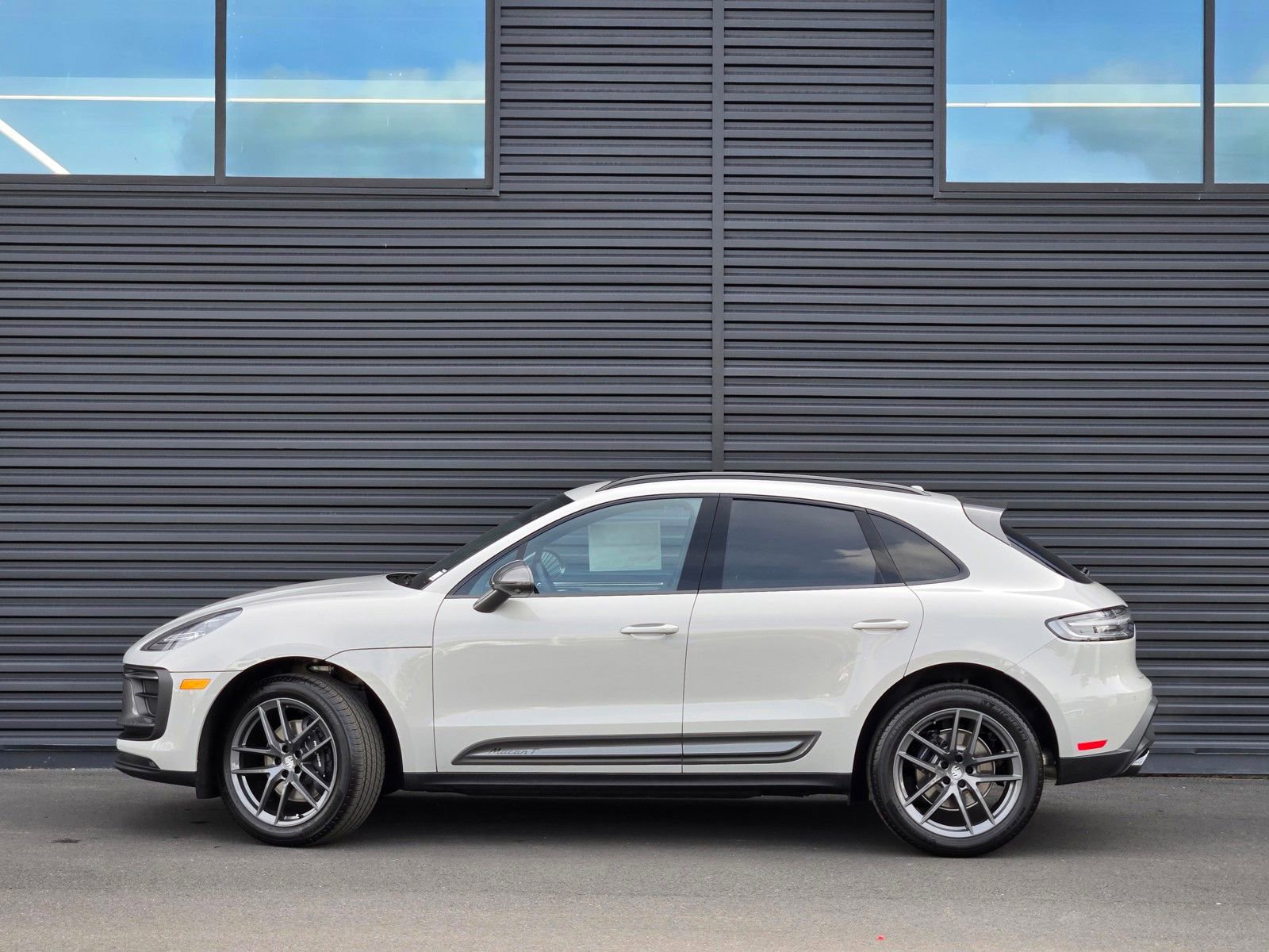 New 2026 Porsche Macan Turbo AWD/4WD image 2