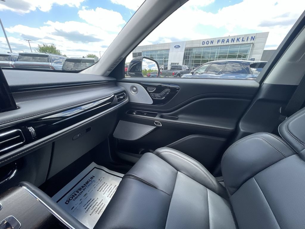 New 2026 Lincoln Aviator Reserve AWD/4WD image 11