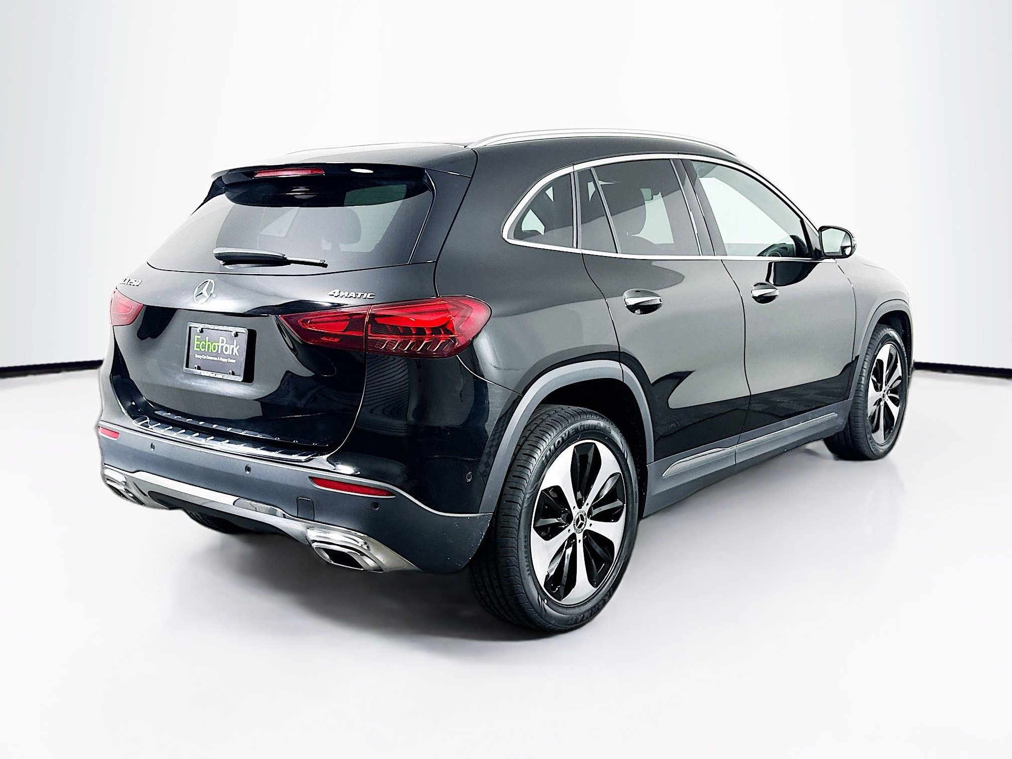 Used 2025 Mercedes-Benz GLA 250 4MATIC image 9