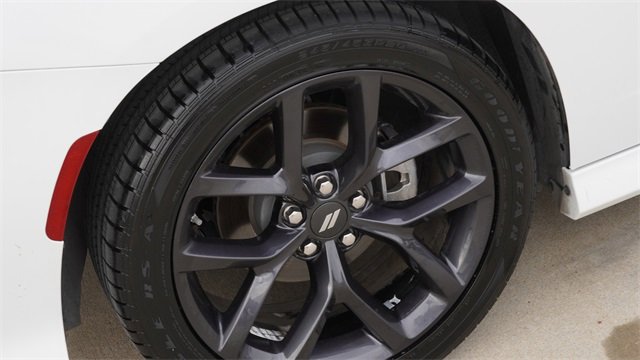 Used 2023 Dodge Charger R/T w/ Blacktop Package image 11