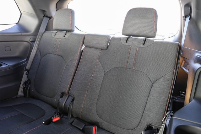 New 2025 Honda Pilot Sport image 18