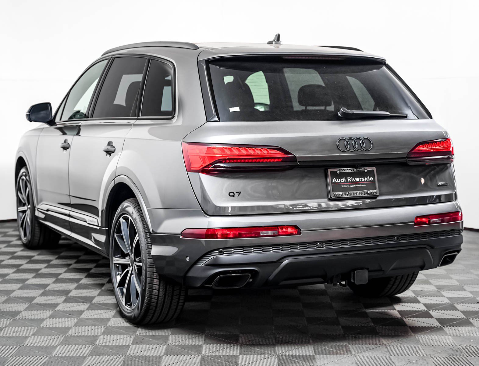 New 2026 Audi Q7 2.0T Premium Plus AWD/4WD image 2