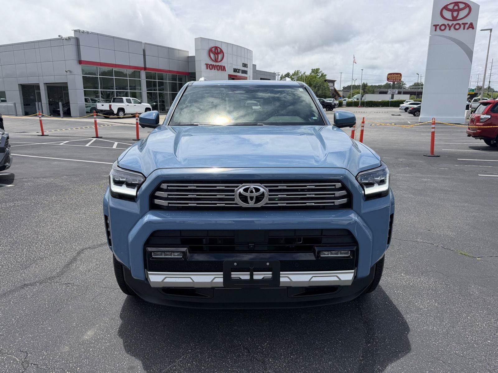 Used 2026 Toyota 4Runner Limited AWD/4WD image 2