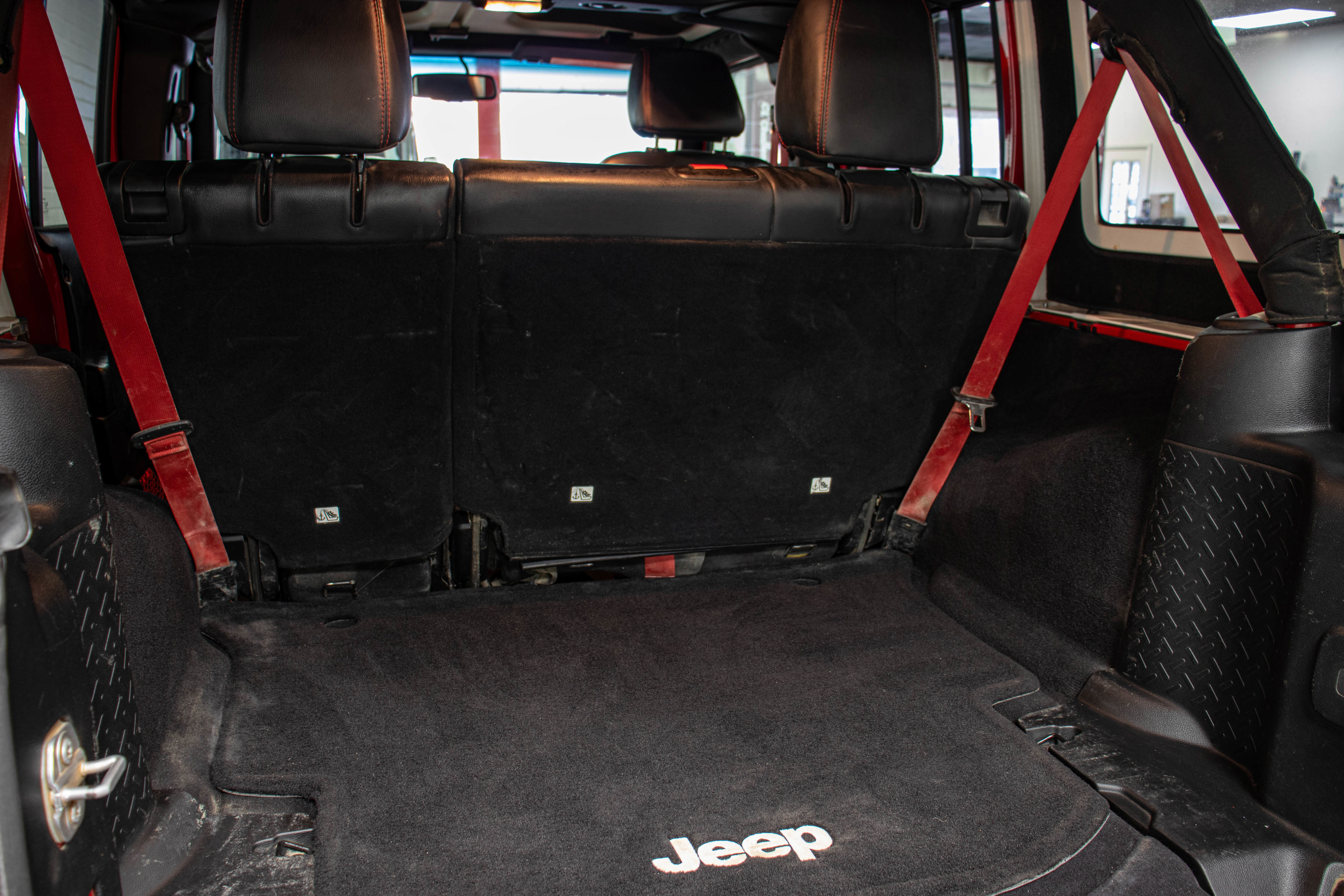Used 2017 Jeep Wrangler Unlimited Rubicon AWD/4WD image 19