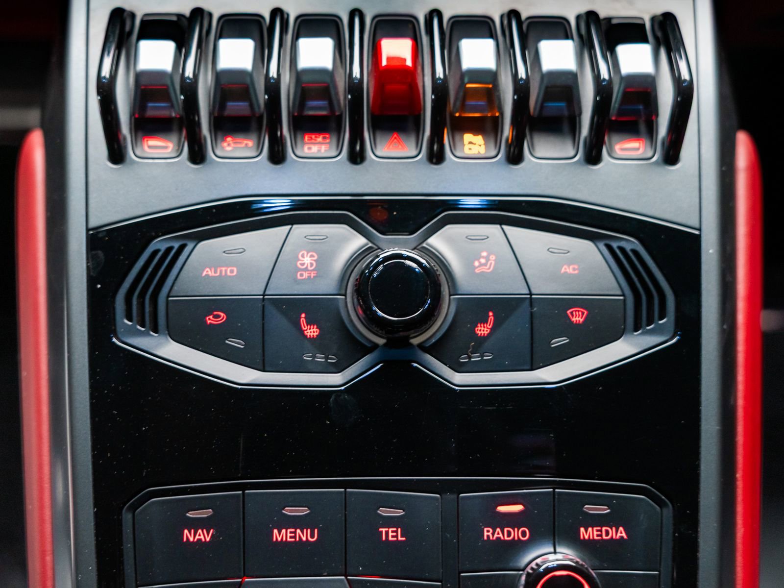 Used 2015 Lamborghini Huracan LP 610-4 image 51