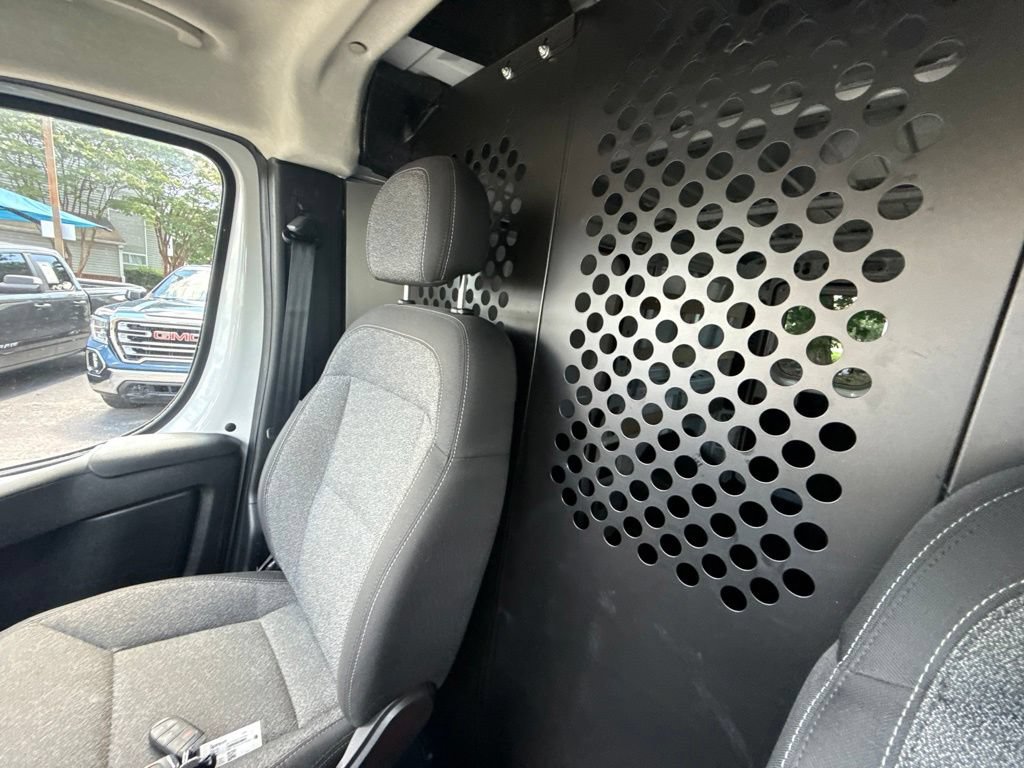 Used 2025 RAM ProMaster 2500 w/ U-Haul Equipment Group FWD image 19