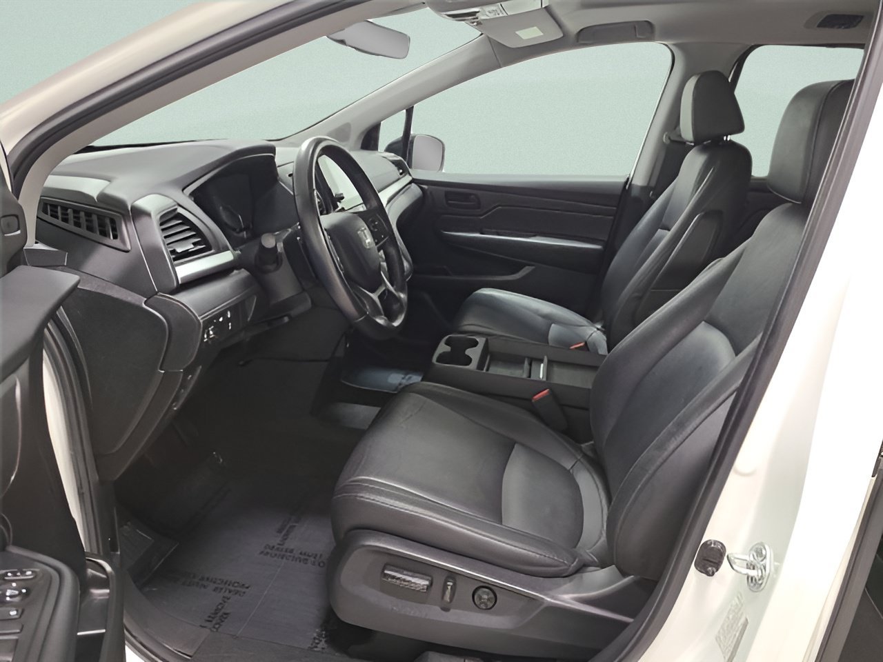 Certified 2024 Honda Odyssey EX-L image 18