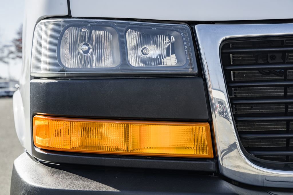 Used 2023 GMC Savana 2500 image 13