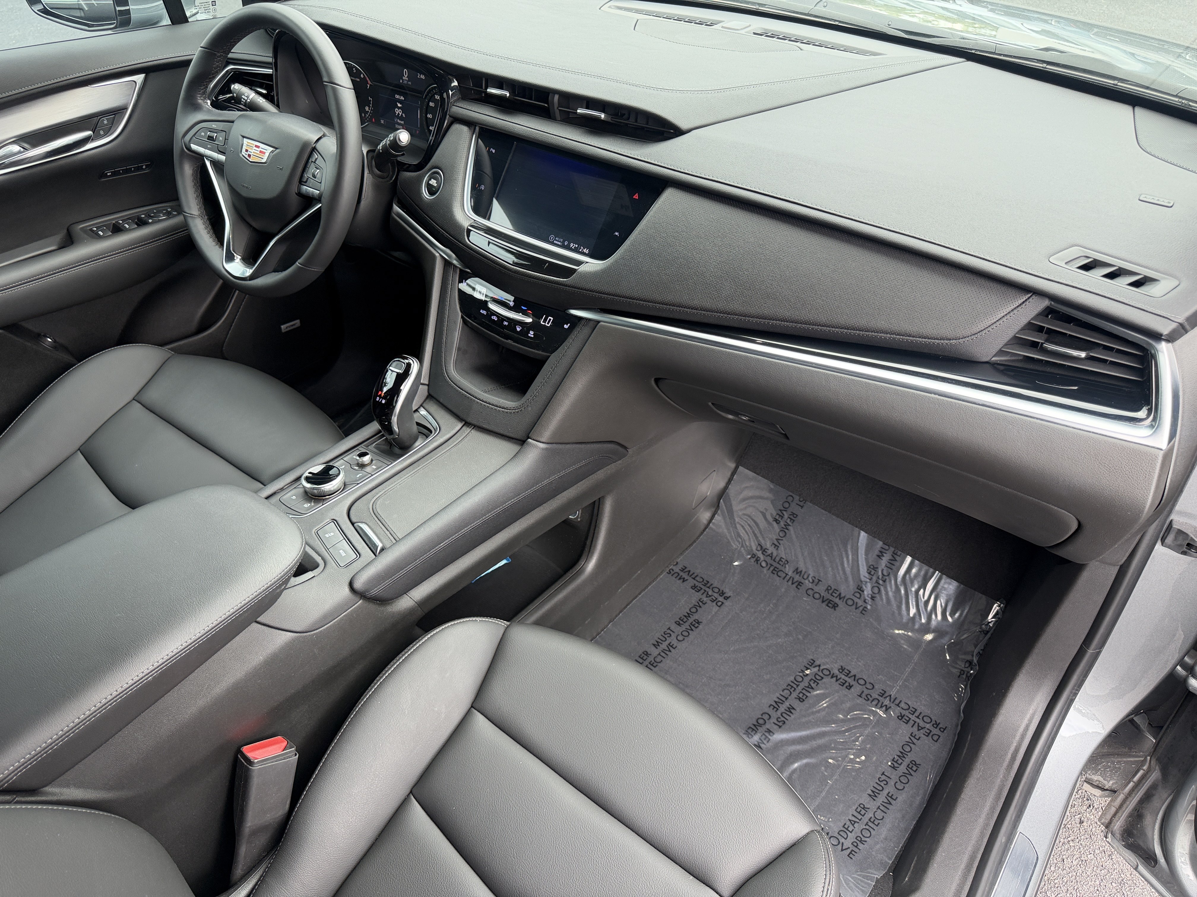 Certified 2024 Cadillac XT6 Luxury w/ LPO, Floor Liner Package FWD image 13