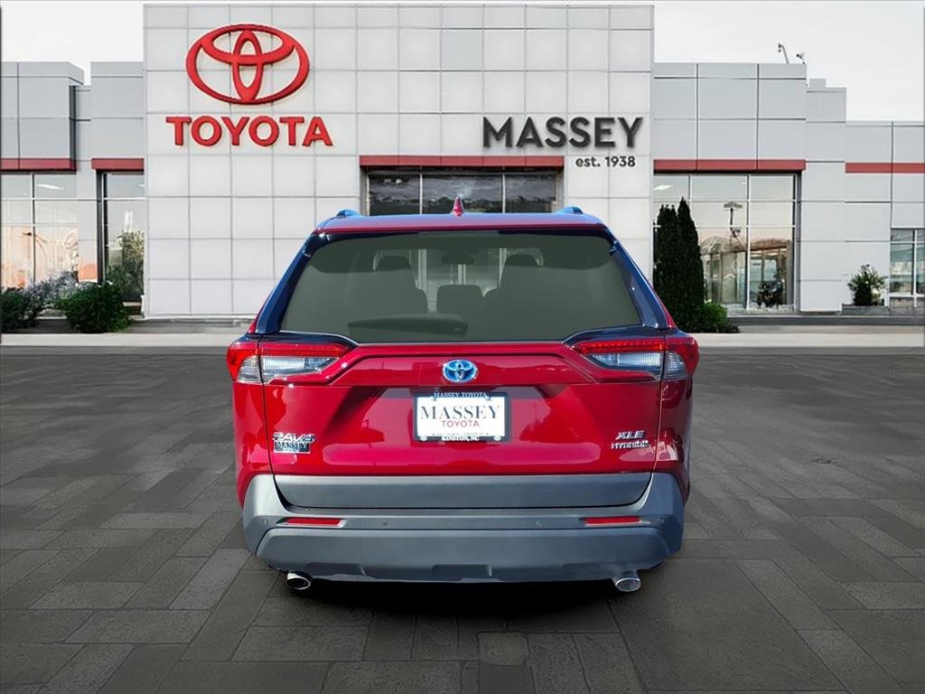 Used 2024 Toyota RAV4 XLE Premium image 4
