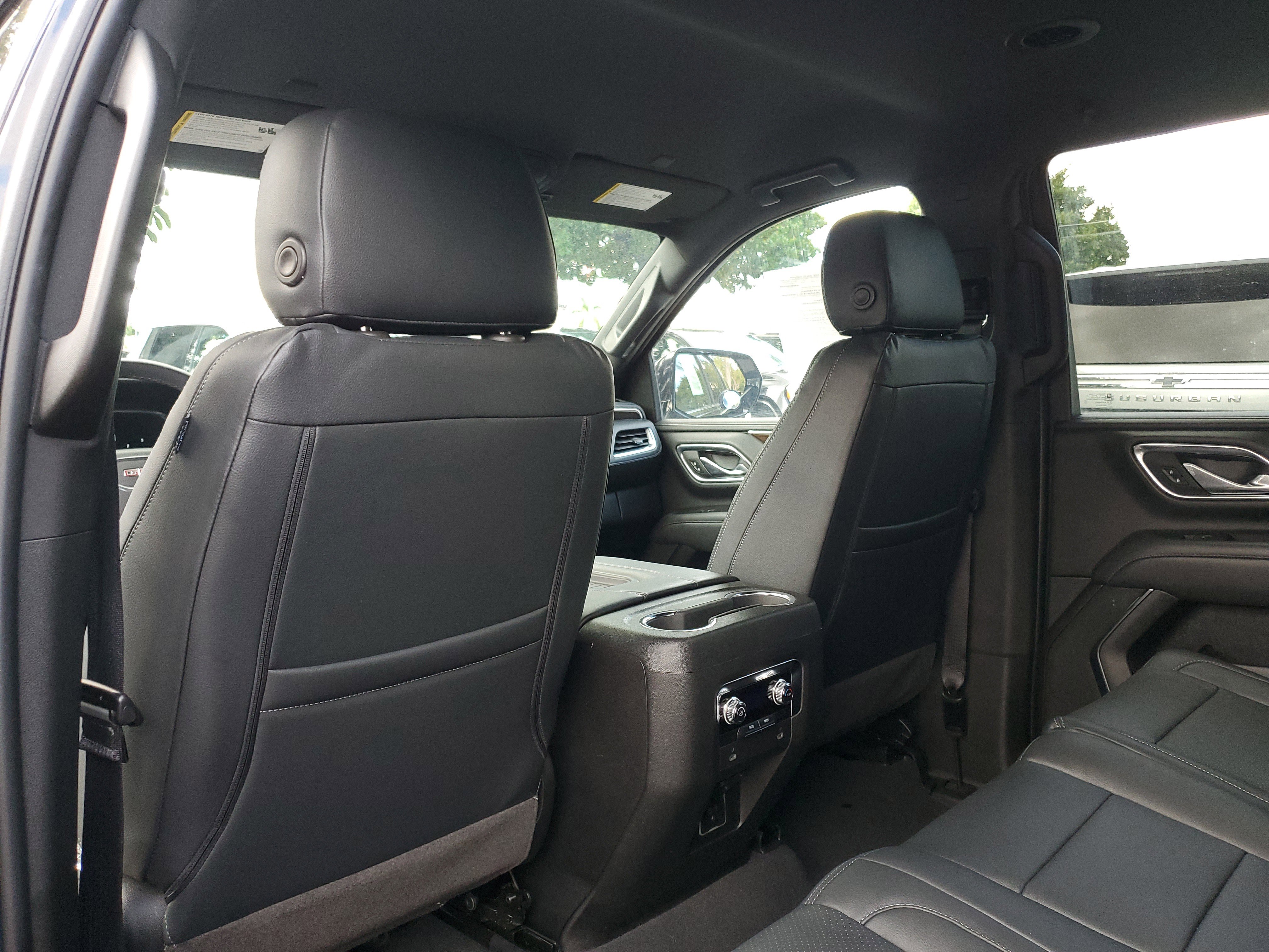 Used 2023 GMC Yukon SLE w/ Gmc Pro Safety Plus Package image 17