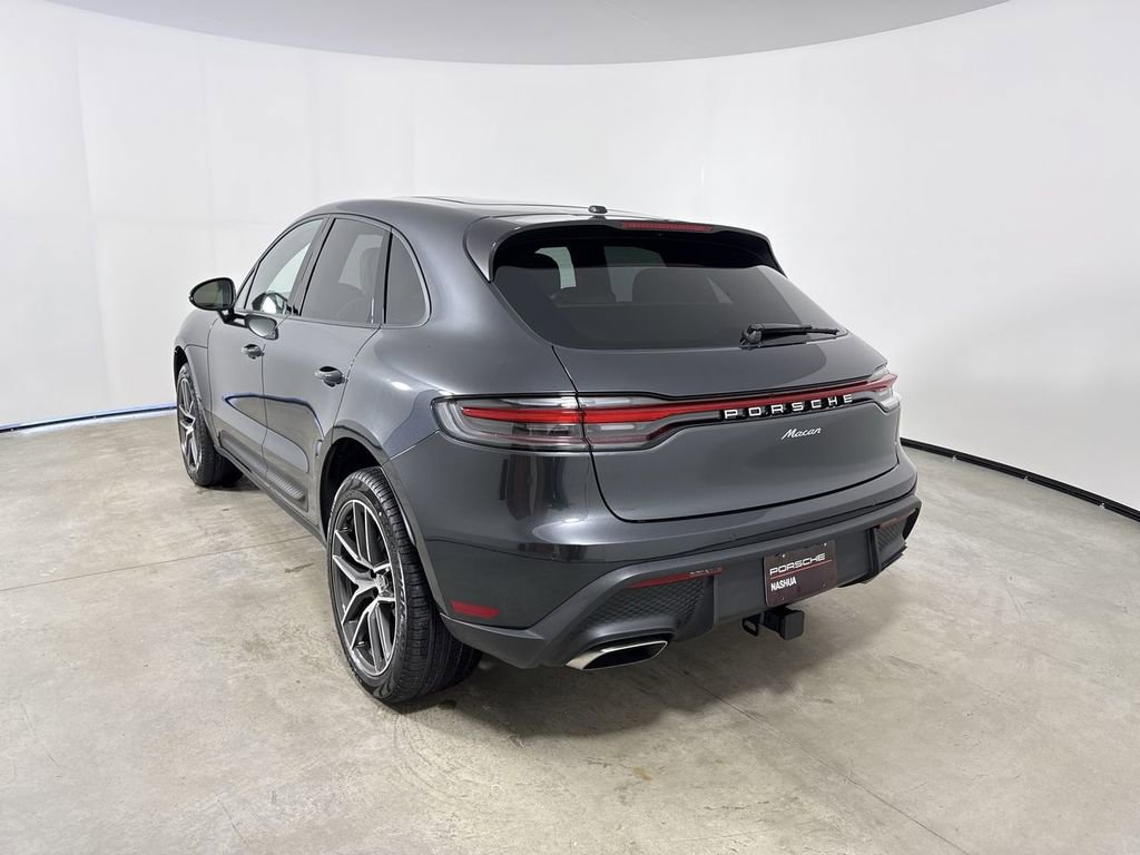 New 2026 Porsche Macan AWD/4WD image 3