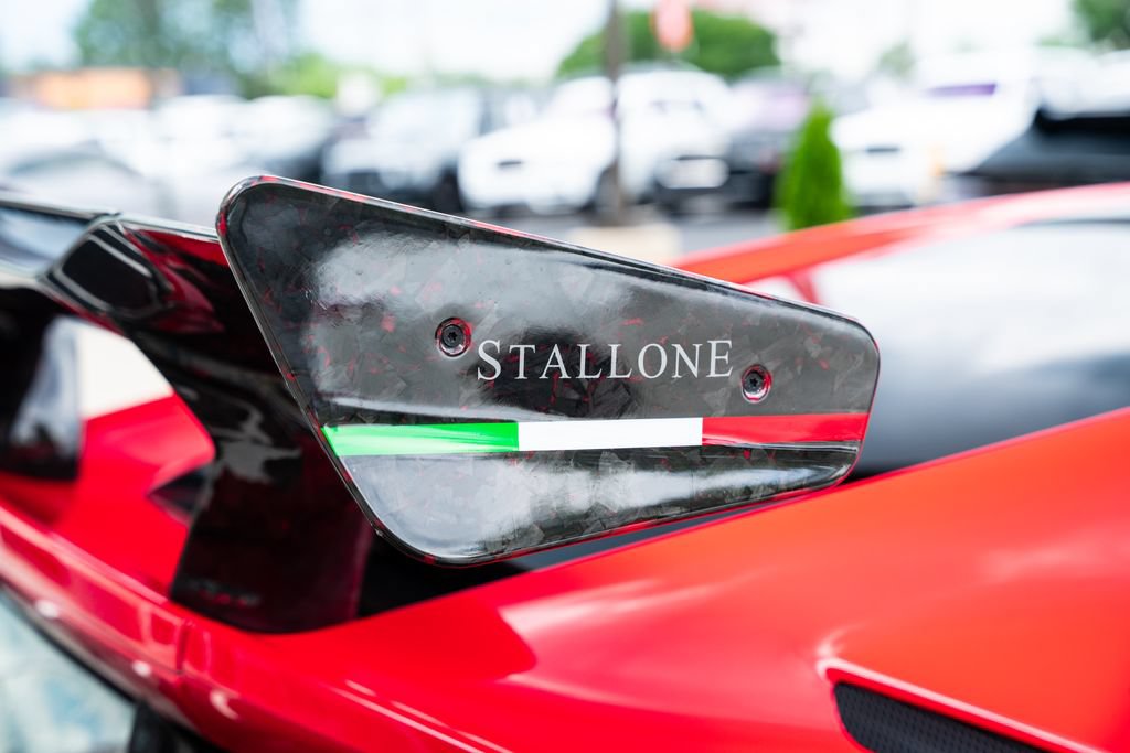 Used 2020 Ferrari 812 Superfast RWD image 15