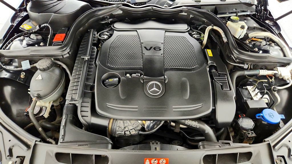 Used 2013 Mercedes-Benz C 300 4MATIC Sedan image 27