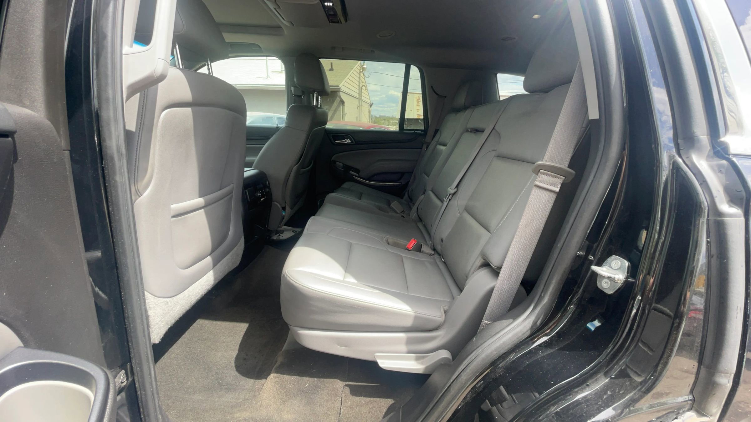 Used 2015 Chevrolet Tahoe LT w/ Luxury Package AWD/4WD image 15