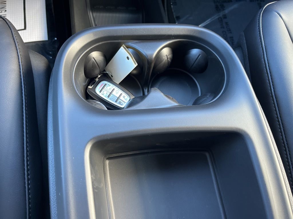 New 2026 Chrysler Pacifica Select w/ S Appearance Package image 22