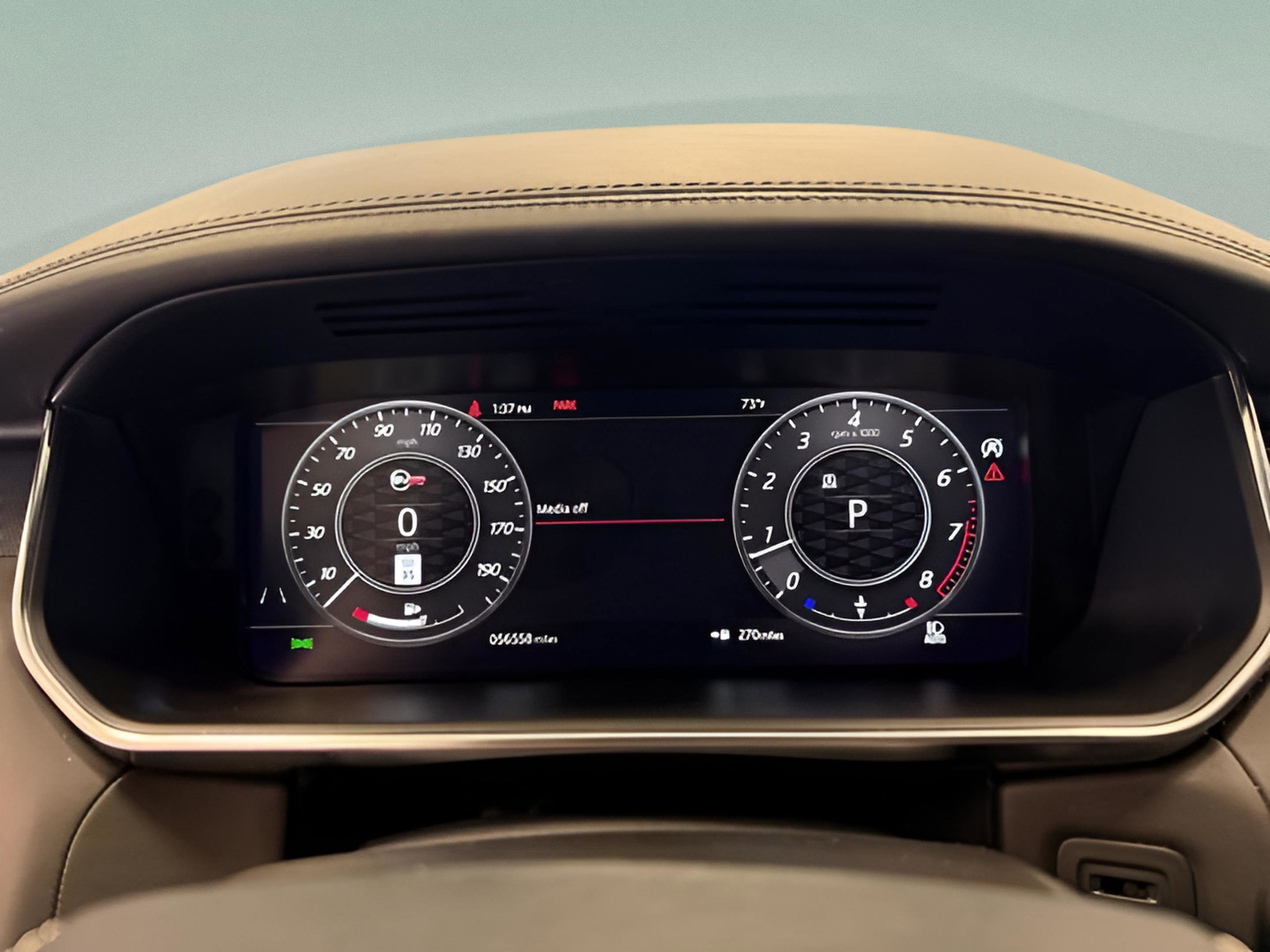 Used 2022 Land Rover Range Rover Sport SVR image 14