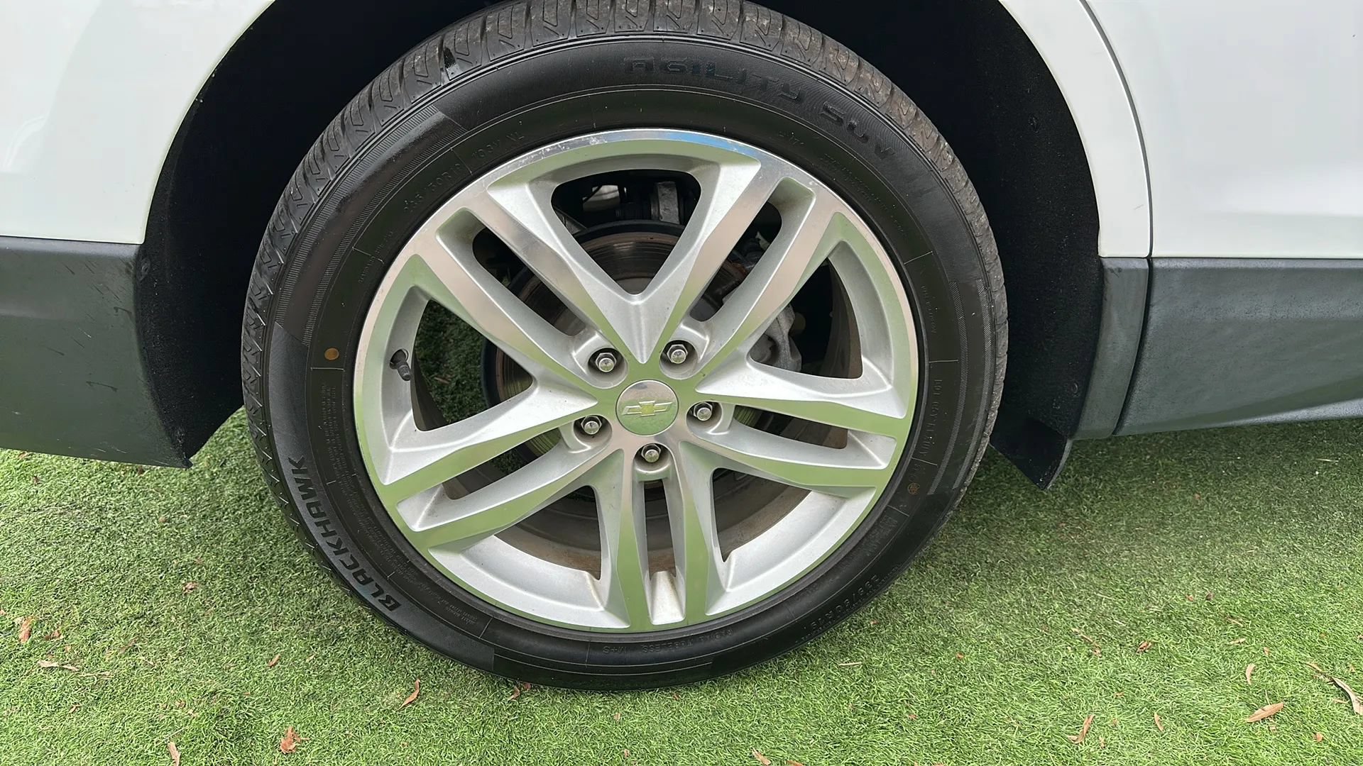 Used 2018 Chevrolet Equinox Premier FWD image 49