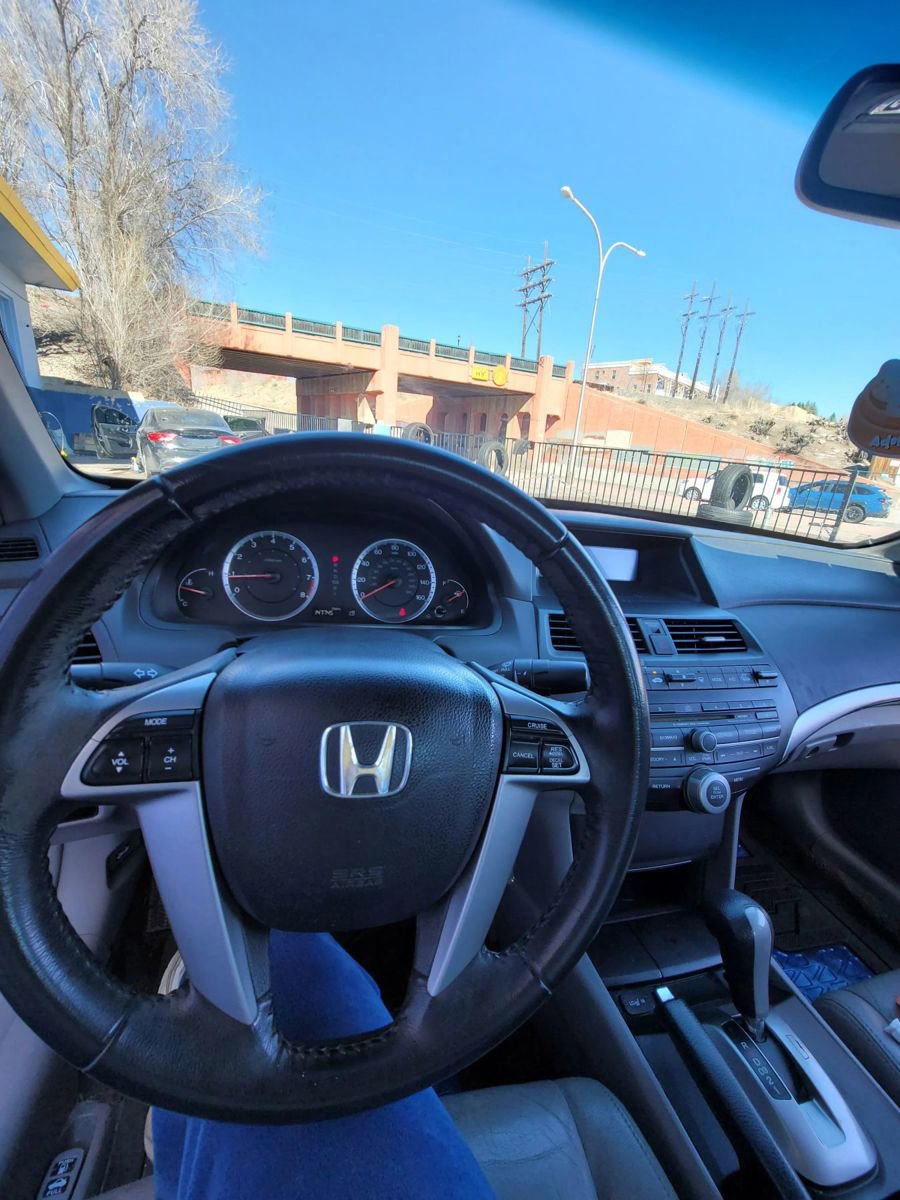 Used 2009 Honda Accord EX-L image 7