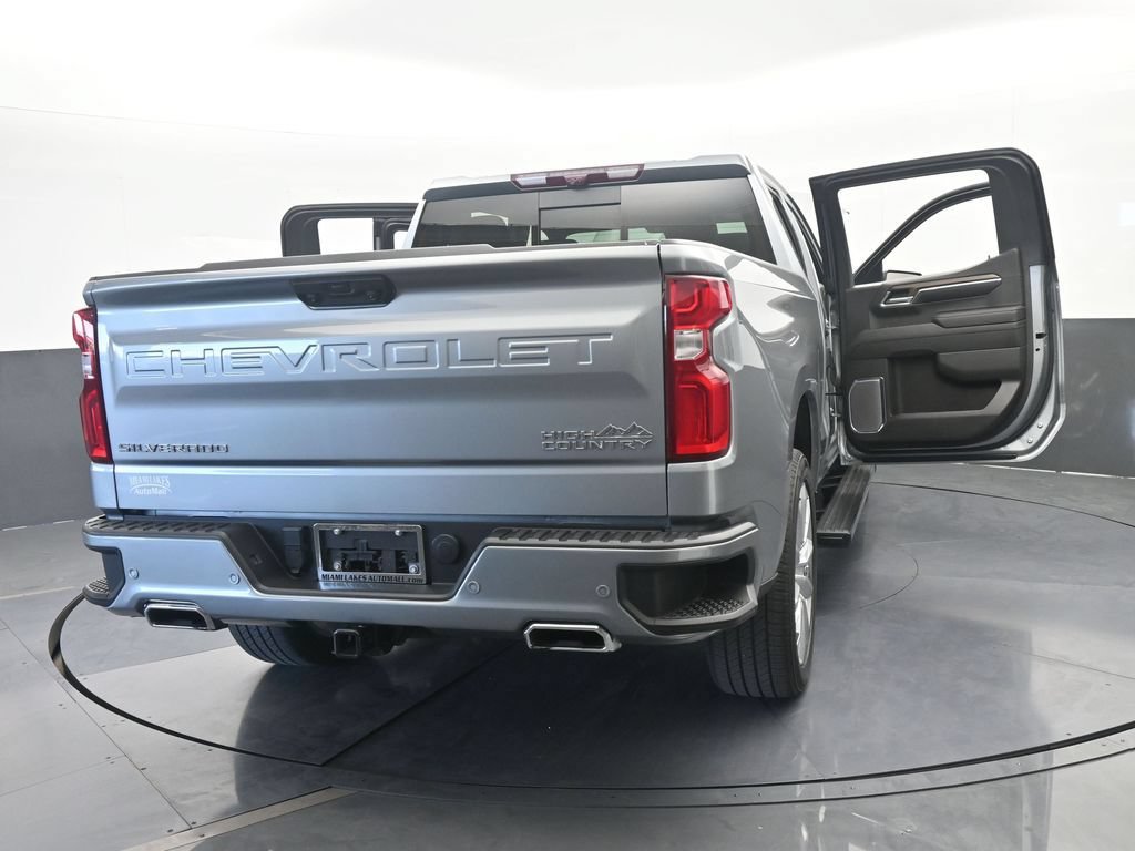 Used 2024 Chevrolet Silverado 1500 High Country w/ Technology Package AWD/4WD image 89