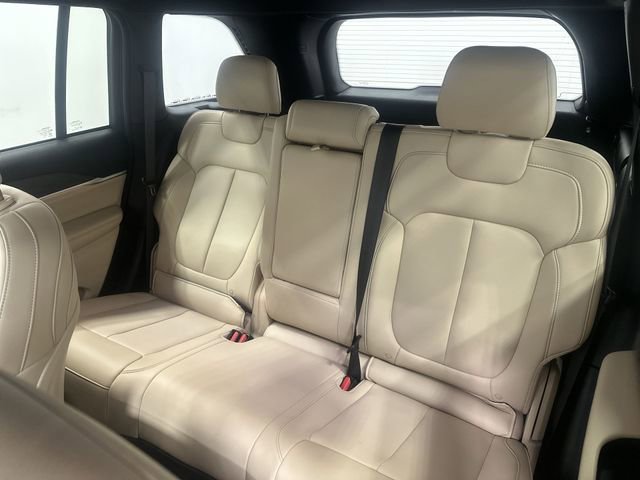 Used 2025 Jeep Grand Cherokee Limited image 25