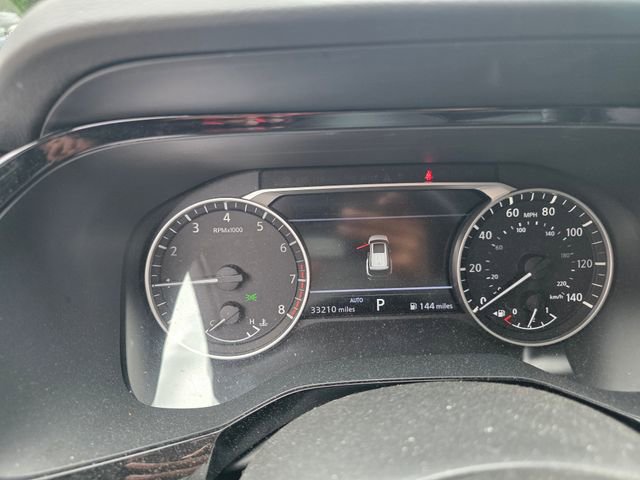 Used 2022 Nissan Pathfinder SV AWD/4WD image 24