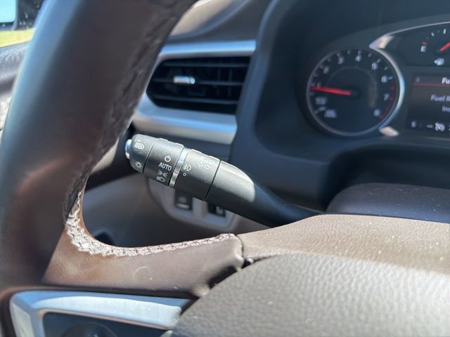 Used 2023 GMC Acadia SLT AWD/4WD image 45