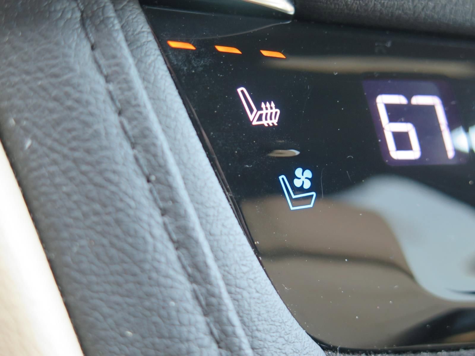 Used 2019 Cadillac XT5 Premium Luxury image 15