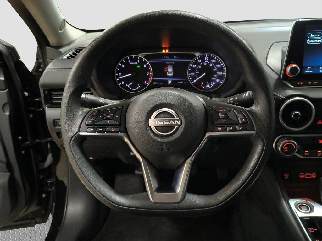 Used 2025 Nissan Sentra SV FWD image 12