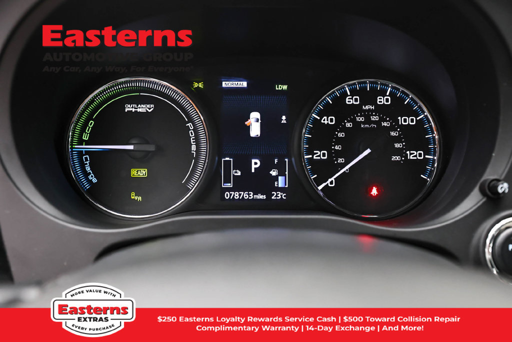 Used 2020 Mitsubishi Outlander SEL AWD/4WD image 17