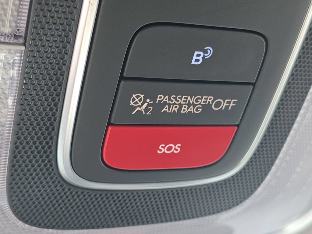Used 2024 Hyundai Kona SE FWD image 6