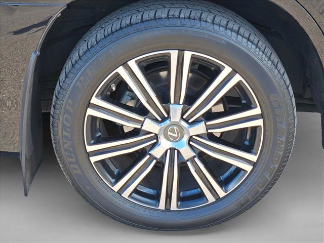 Used 2019 Lexus LX 570 4WD image 14
