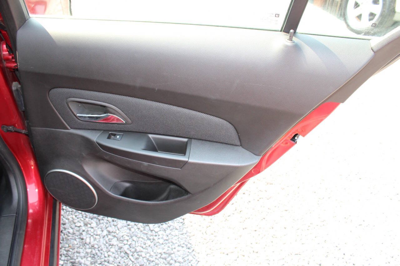 Used 2011 Chevrolet Cruze LT FWD image 22