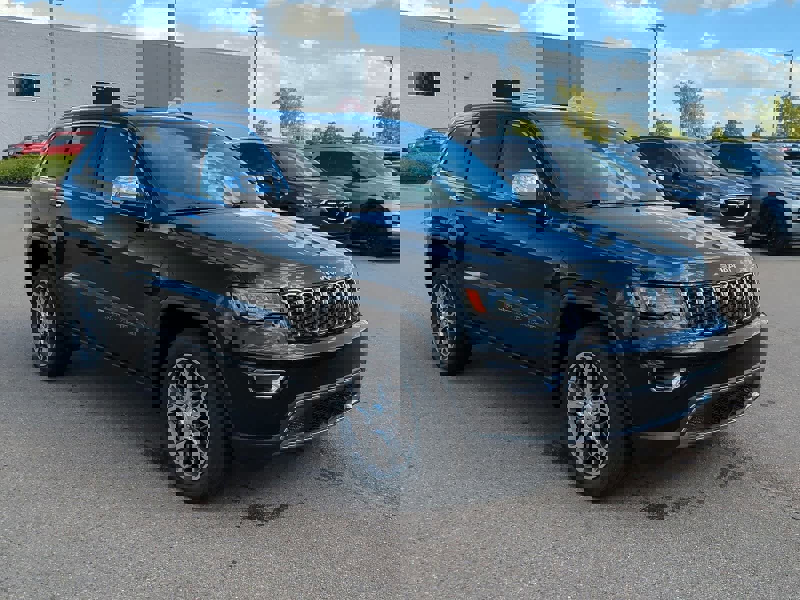 Used 2022 Jeep Grand Cherokee Limited w/ Tech Group image 2