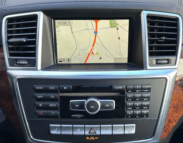 Used 2014 Mercedes-Benz GL 450 4MATIC image 12