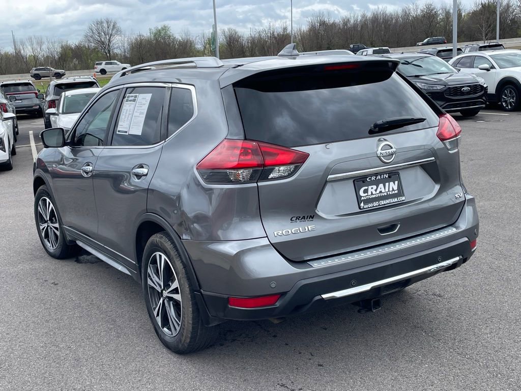 Used 2019 Nissan Rogue SV w/ Premium Package image 5