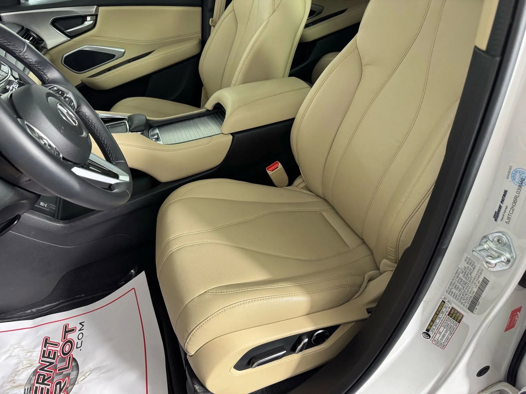 Used 2024 Acura RDX SH-AWD image 34