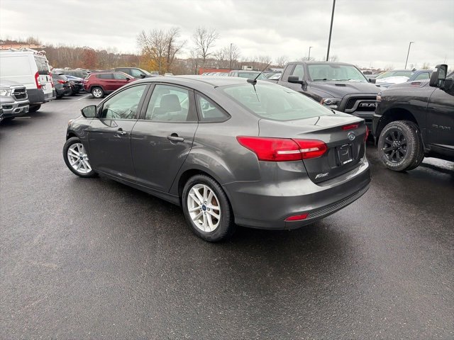 Used 2017 Ford Focus SE image 6