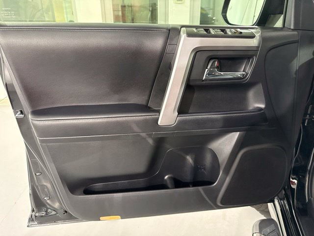 Used 2022 Toyota 4Runner TRD Sport w/ Technology Package RWD image 16