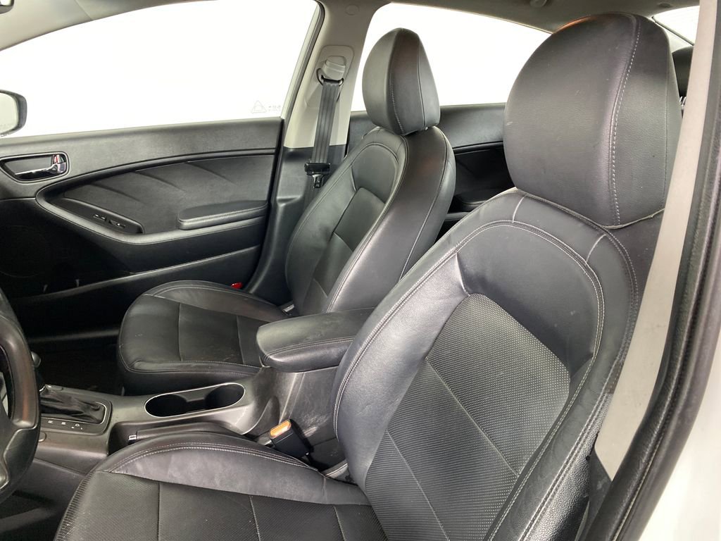 Used 2016 Kia Forte EX w/ EX Premium Package image 9