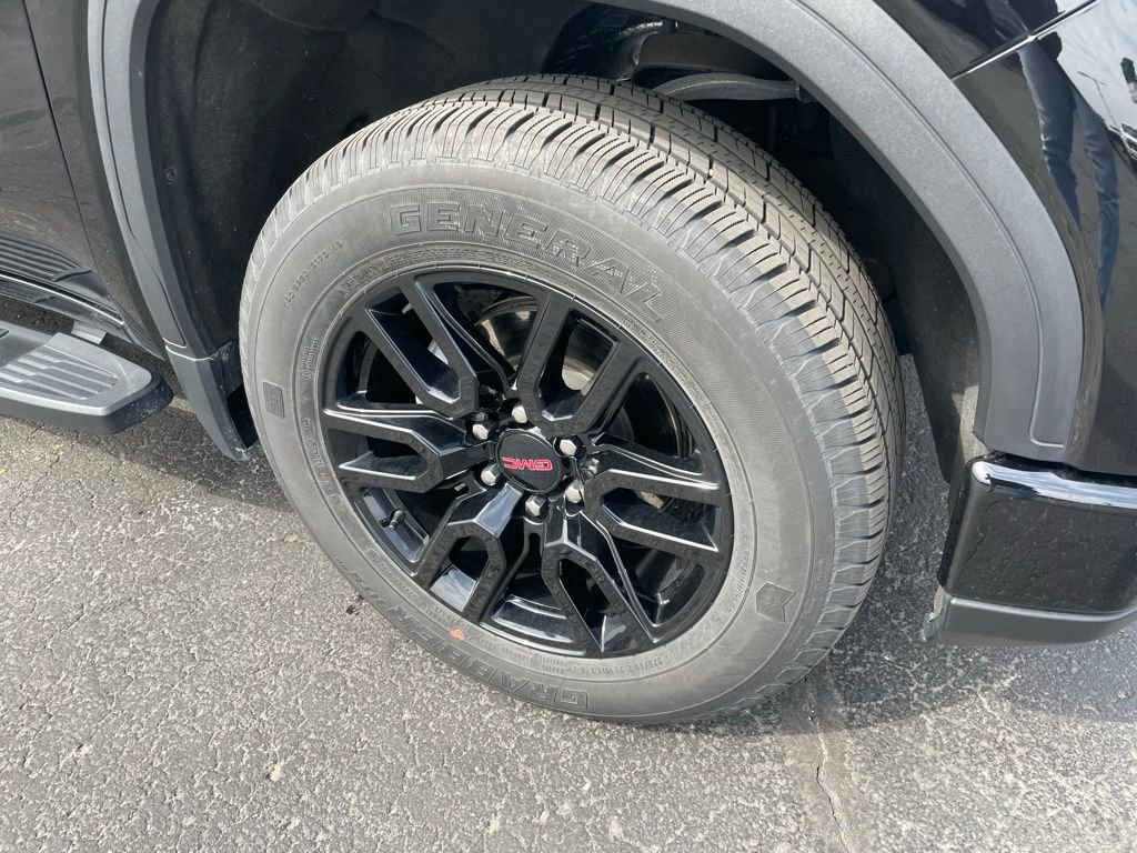 Used 2022 GMC Sierra 1500 Elevation image 3