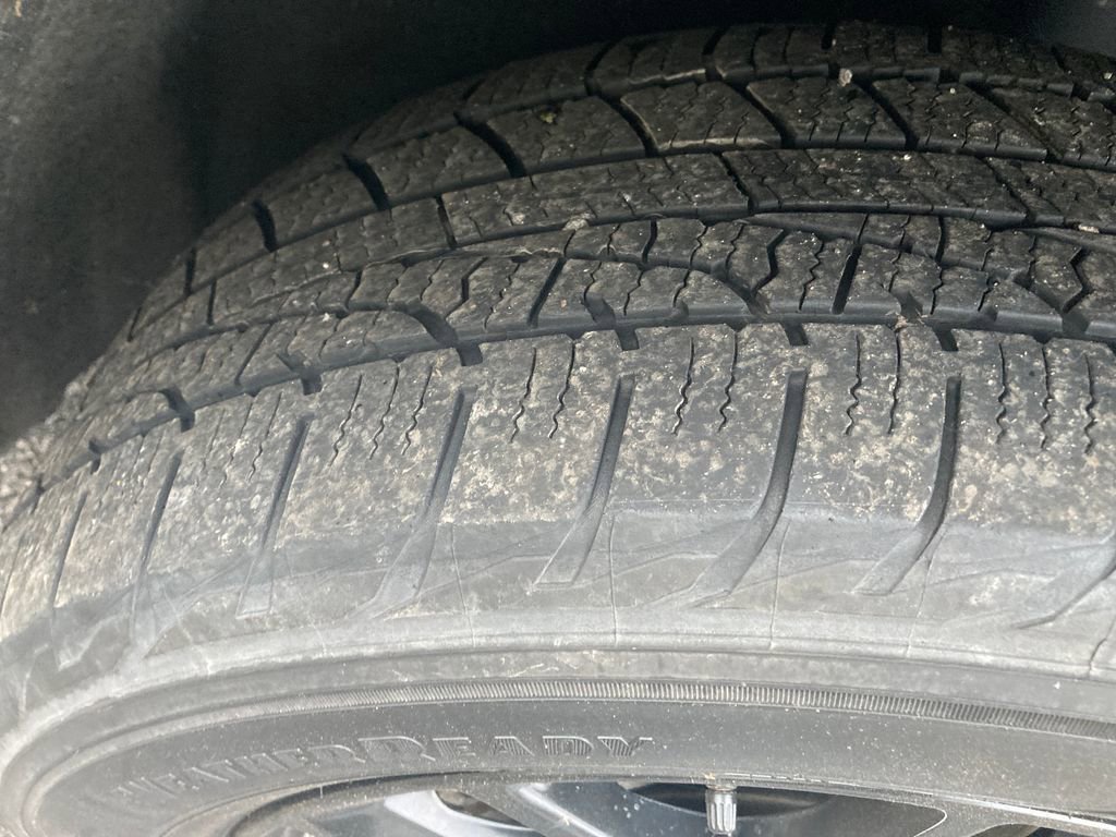 Used 2019 GMC Acadia SLT w/ LPO, Floor Liner Package image 36