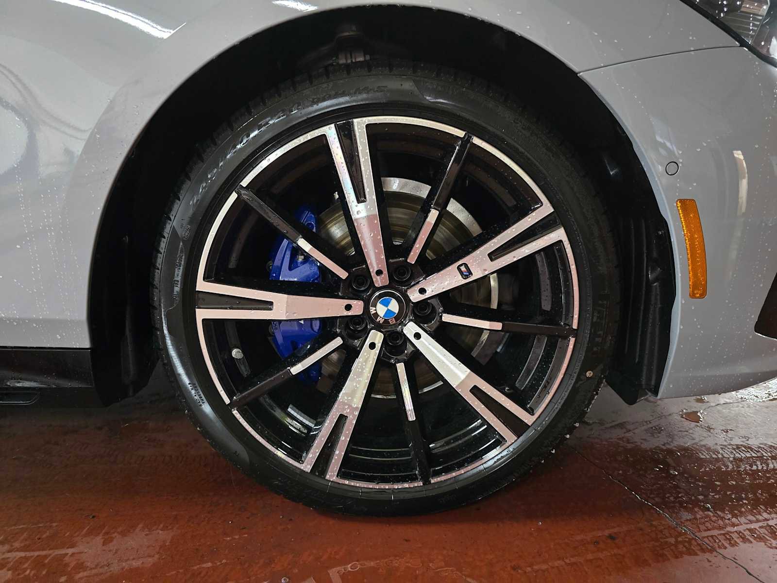 New 2026 BMW 530i xDrive w/ M Sport Package image 9