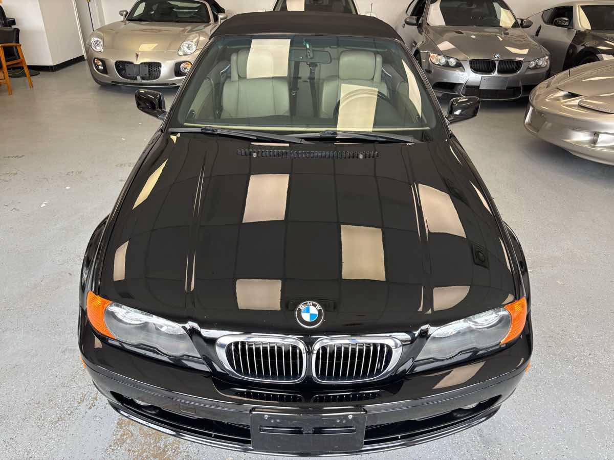Used 2001 BMW 325Ci Convertible RWD image 3